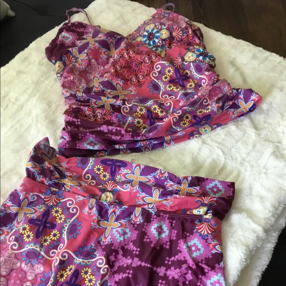Cutest purple tankini 2 piece bathing suit. NWT. - Picture 2 of 8